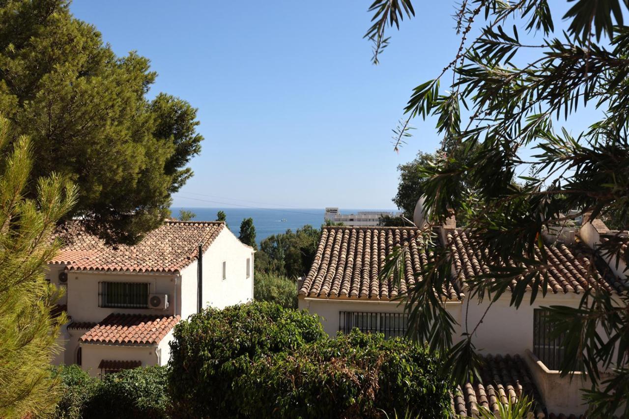 Quaint 2 Bedroom Townhouse With Pool Close To Sea! Benalmadena Exterior photo